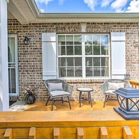 Charming Springfield Escape With Furnished Deck Exterior foto
